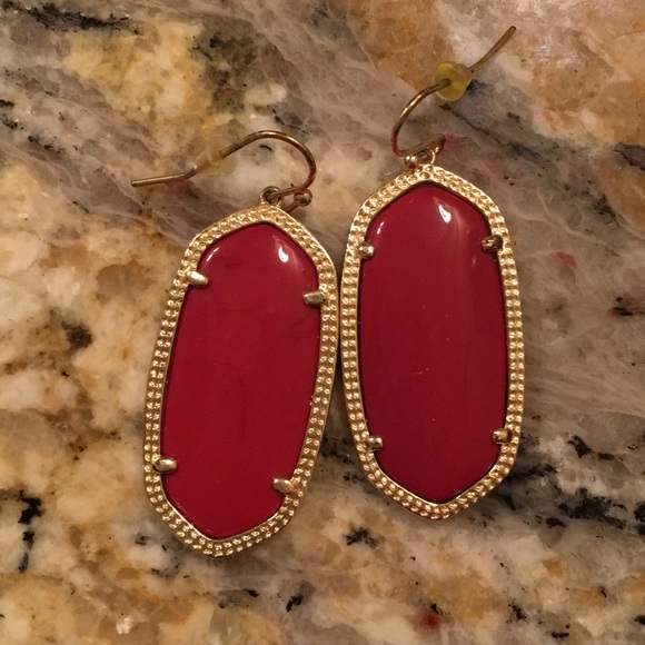 Jewelry - Kendra Scott dangle earrings